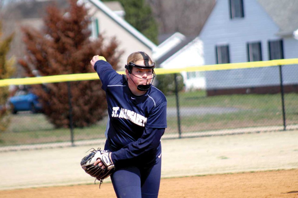 Copy-of-Courtney_Pitching.jpg
