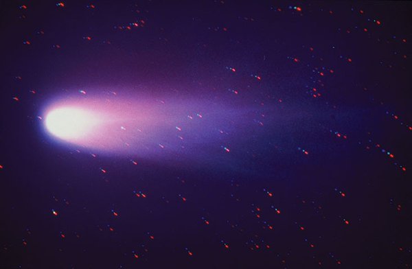 008-Halley's-Comet.jpg