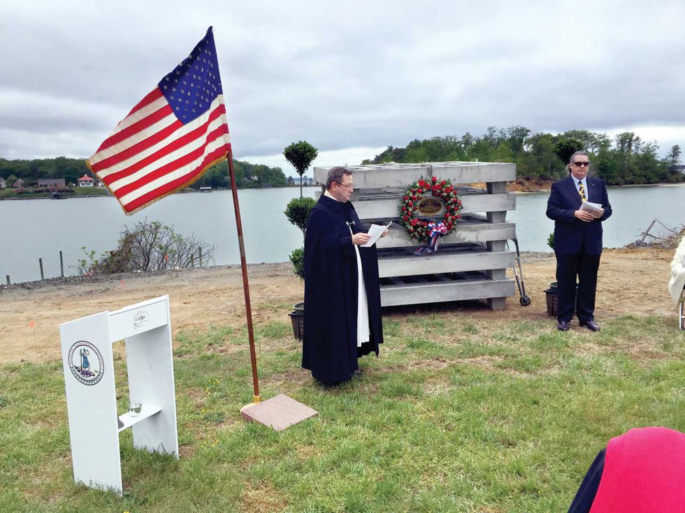 Commemoration-Ceremony-for-VES's--Living-Memorial-Oyster--Reef-LMORCredits-Virginia-Ecological-Solutions-Foundation.jpg