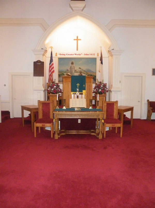 Angel-Visit-Baptist-Church-Pulpit-20120805.jpg